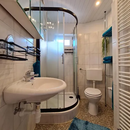 Anjas In Syke-am Bahnhof, Zentral Aber Ruhig, 2 Zimmer, Terrasse, Parkplatz, Bremen Nur 25 Km Syke