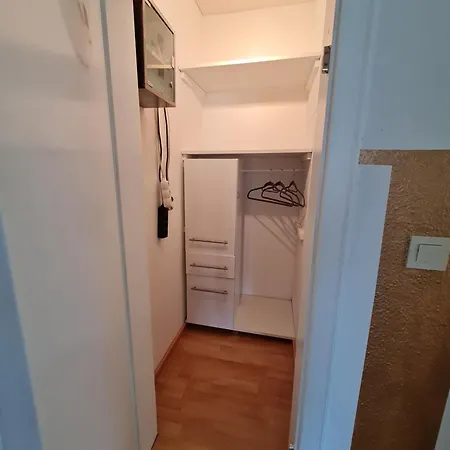 Apartment Anjas In Syke-am Bahnhof, Zentral Aber Ruhig, 2 Zimmer, Terrasse, Parkplatz, Bremen Nur 25 Km