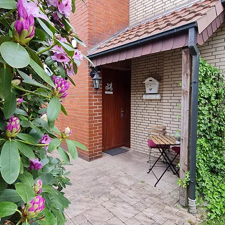 Anjas In Syke-am Bahnhof, Zentral Aber Ruhig, 2 Zimmer, Terrasse, Parkplatz, Bremen Nur 25 Km