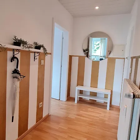 Anjas In Syke-am Bahnhof, Zentral Aber Ruhig, 2 Zimmer, Terrasse, Parkplatz, Bremen Nur 25 Km *
