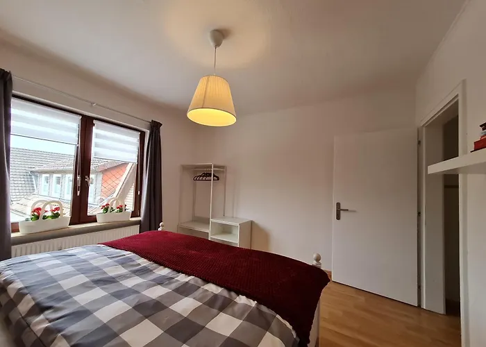 Apartamento Anjas In Syke-am Bahnhof, Zentral Aber Ruhig, 2 Zimmer, Terrasse, Parkplatz, Bremen Nur 25 Km