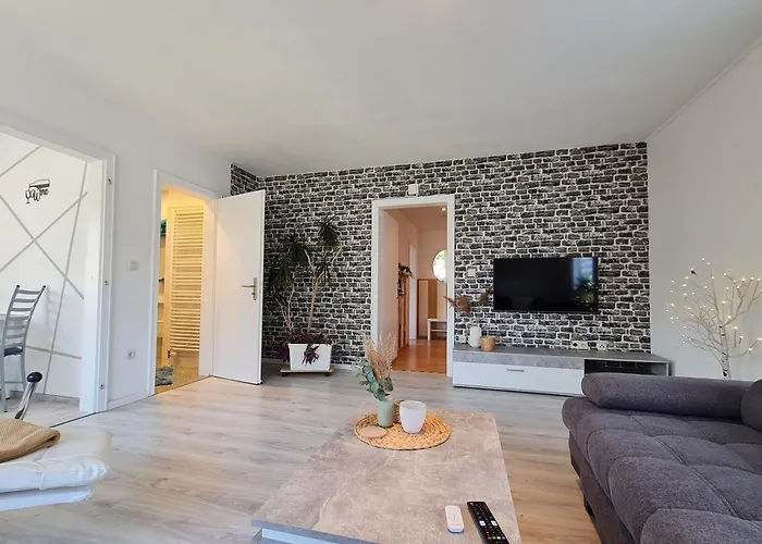 Anjas In Syke-am Bahnhof, Zentral Aber Ruhig, 2 Zimmer, Terrasse, Parkplatz, Bremen Nur 25 Km * Syke