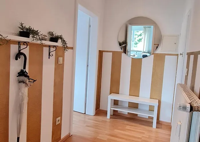 Anjas In Syke-am Bahnhof, Zentral Aber Ruhig, 2 Zimmer, Terrasse, Parkplatz, Bremen Nur 25 Km *